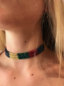 C Choker con rubini, zaffiri, smeraldi e topazi