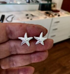 C Orecchini in argento stelle marine